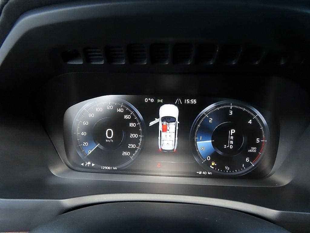 Volvo XC90 - Vista 9