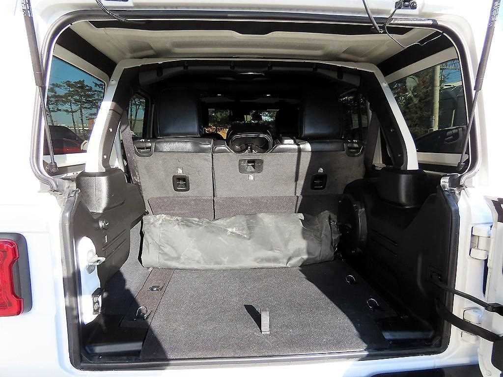 Jeep Wrangler 2024 Blanco - Importación desde Corea - HF Imports Iquique - Foto 18