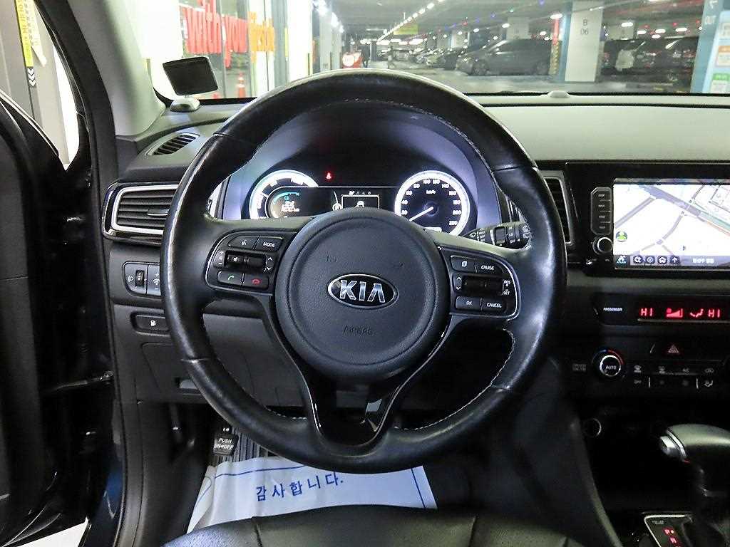 KIA Niro - Vista 8
