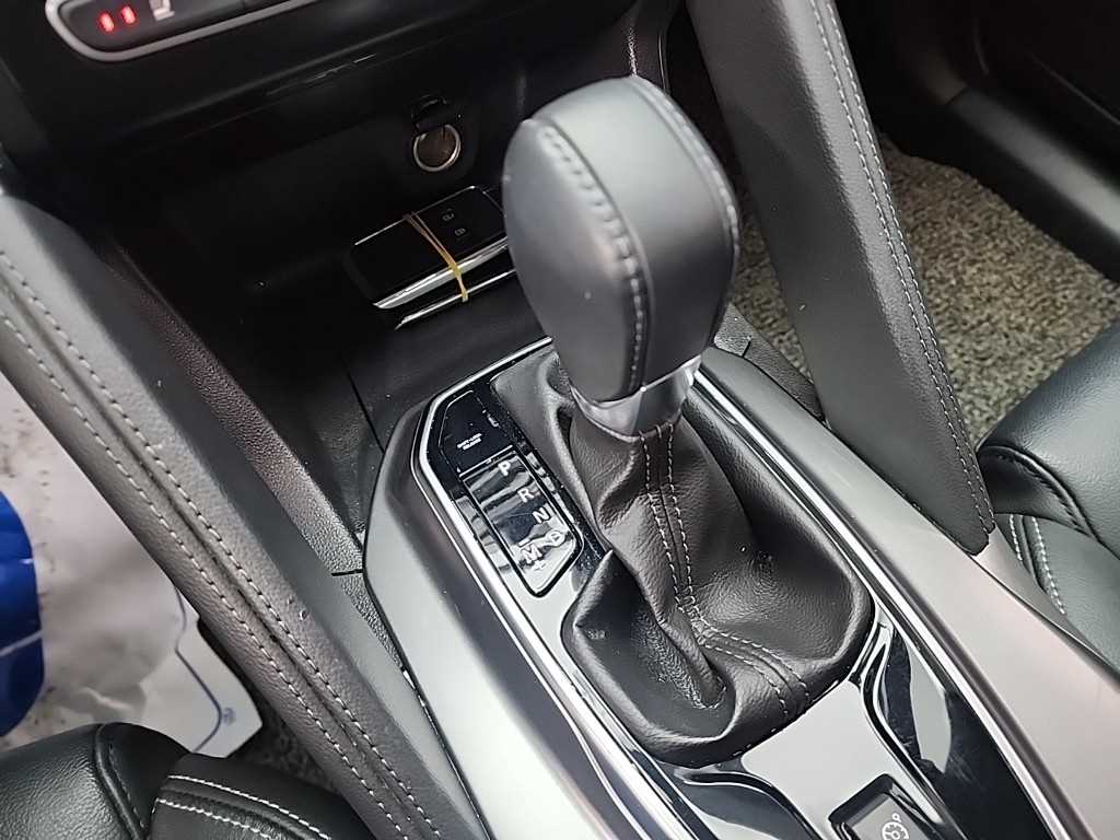 SAMSUNG QM6 - Vista 8