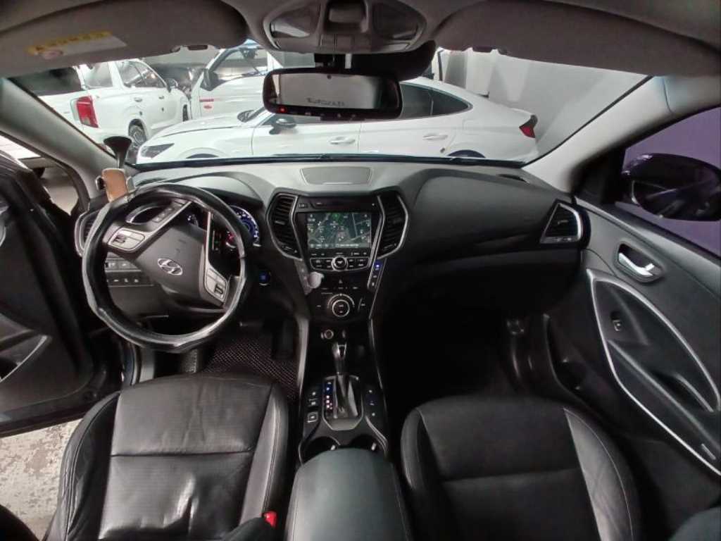 HYUNDAI Maxcruz - Vista 6