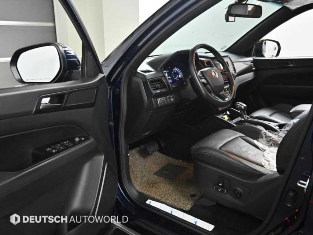 Ssangyong Rexton - Vista 10