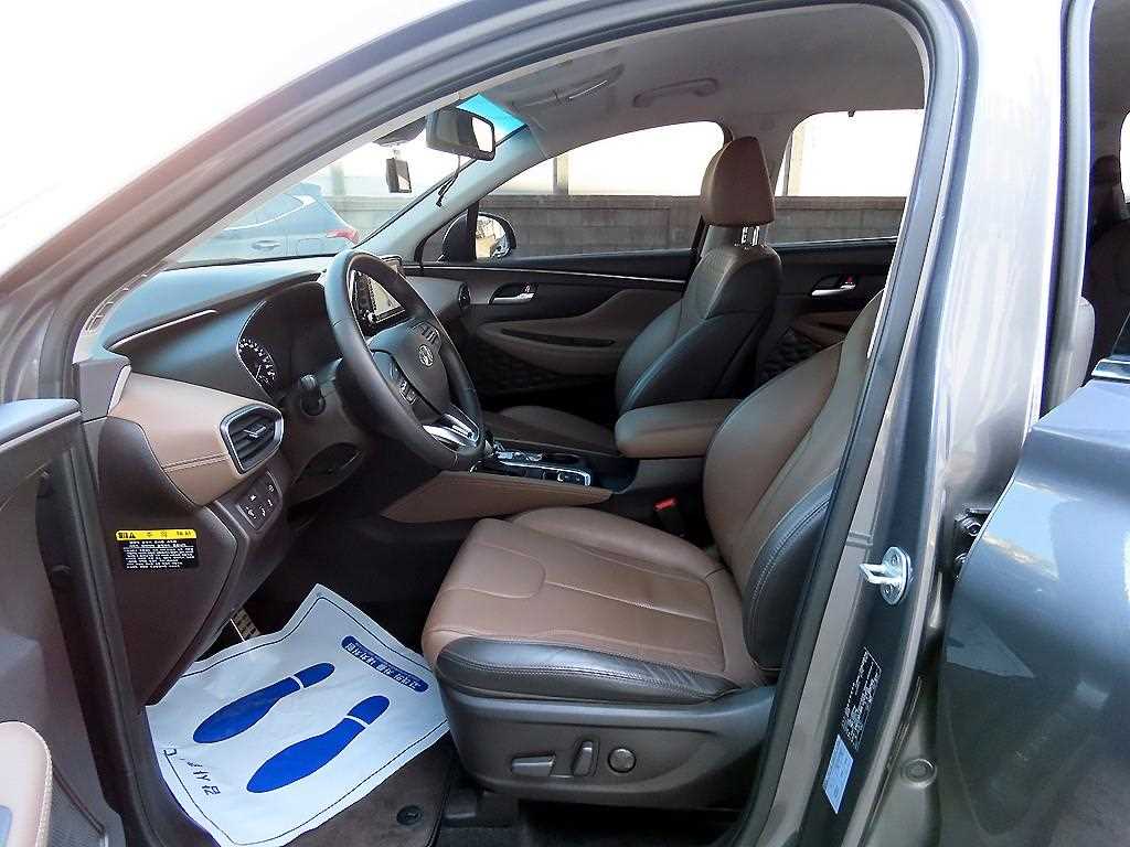 HYUNDAI Santa Fe - Vista 5