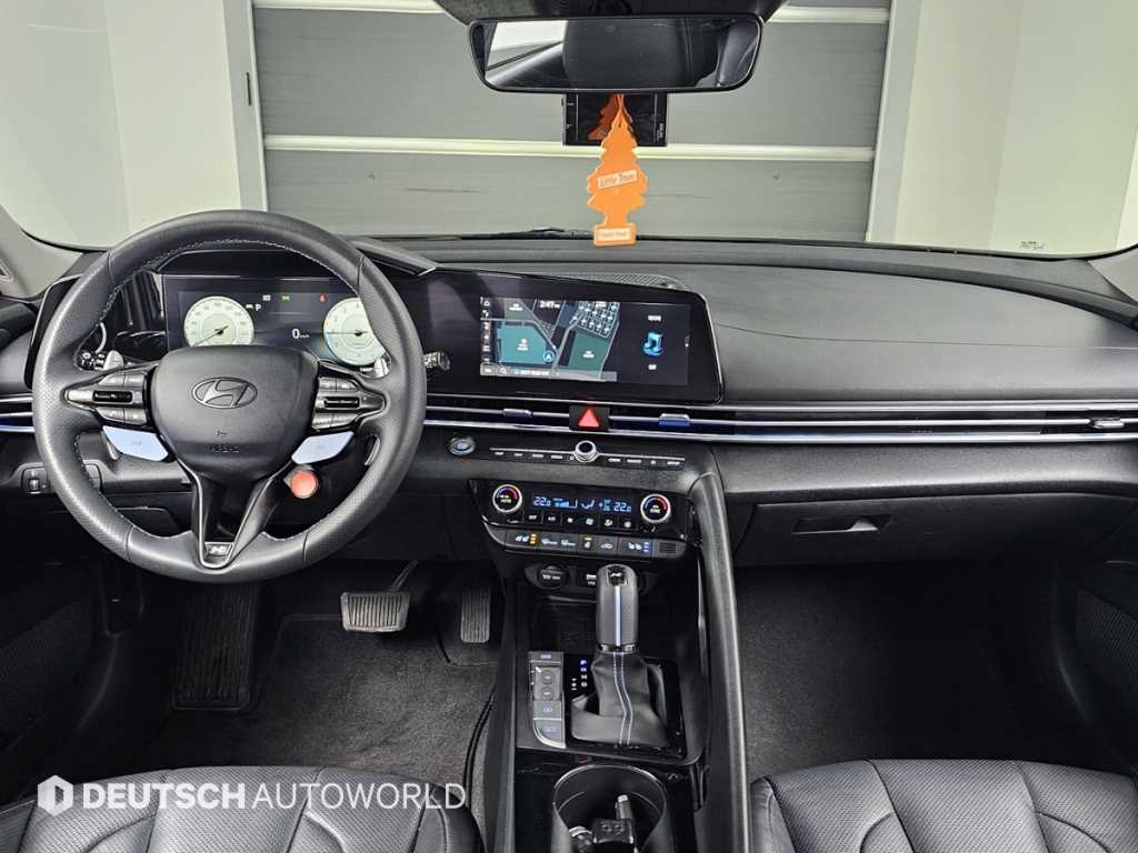 HYUNDAI Avante - Vista 7