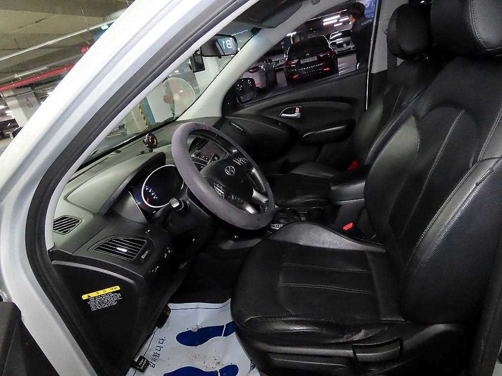 HYUNDAI Tucson - Vista 6