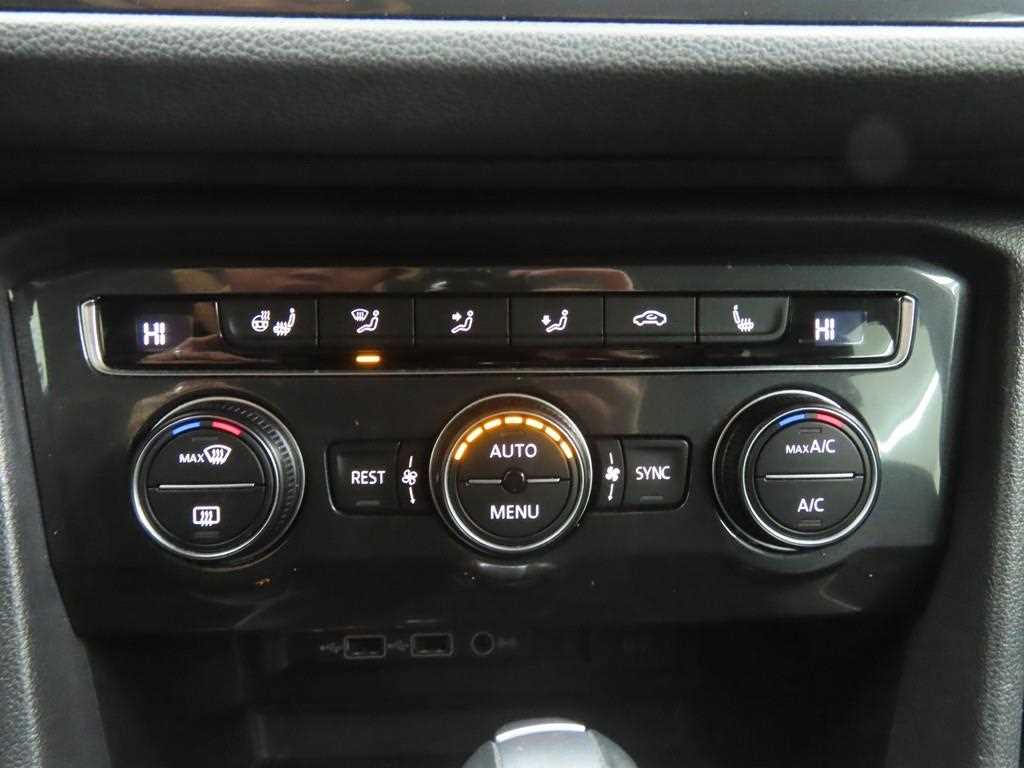 Volkswagen Tiguan - Vista 11