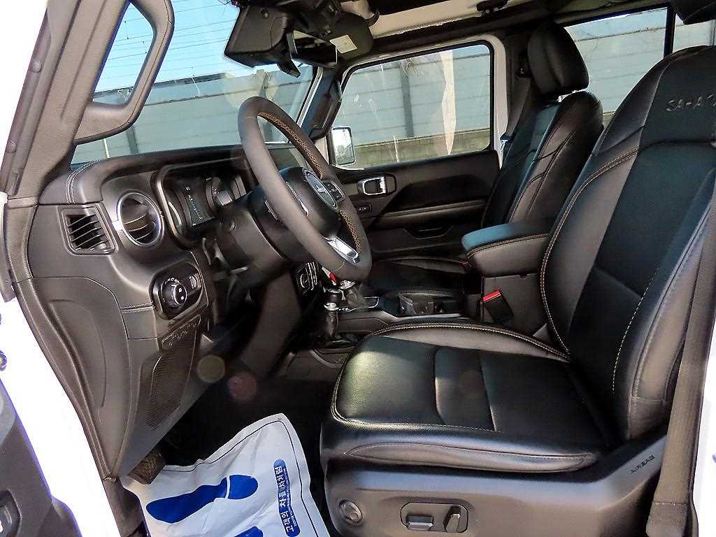 Jeep Wrangler - Vista 5