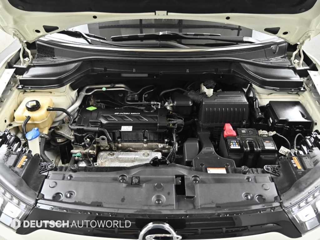 Ssangyong Tivoli - Vista 6