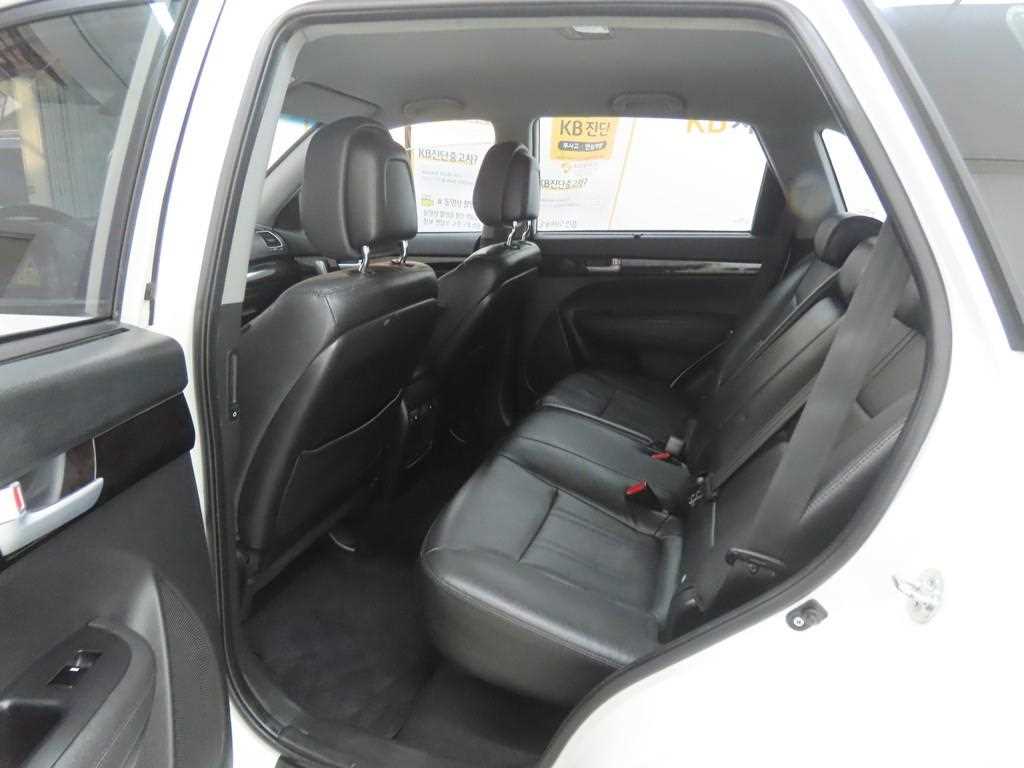 KIA Sorento - Vista 6