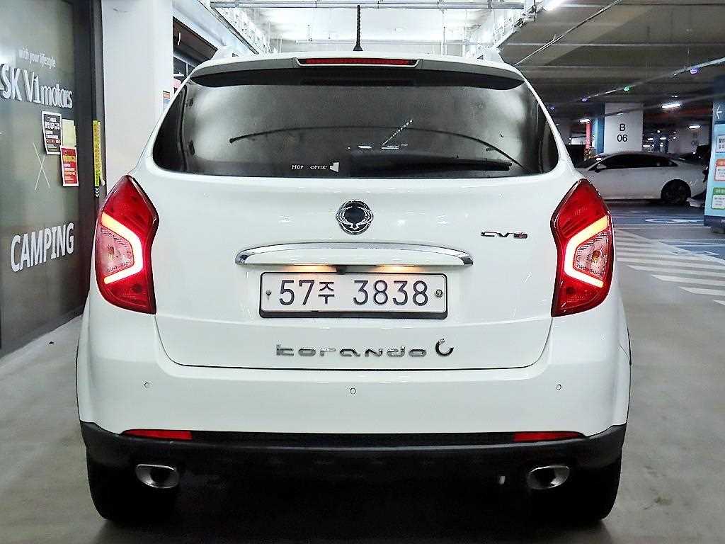 Ssangyong Korando - Vista 5