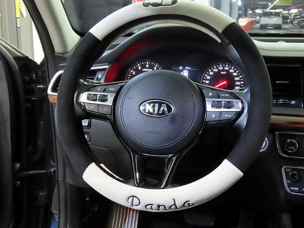 KIA K7 - Vista 8
