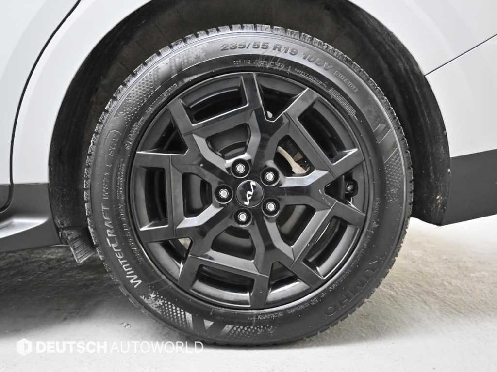 KIA Carnival - Vista 5