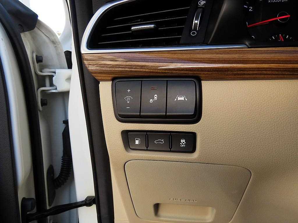 KIA K7 2016 Blanco - Importación desde Corea - HF Imports Iquique - Foto 13