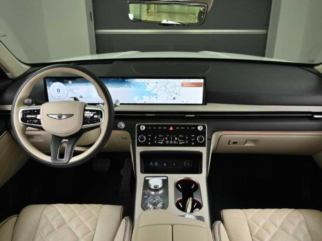 Genesis GV80 - Vista 7