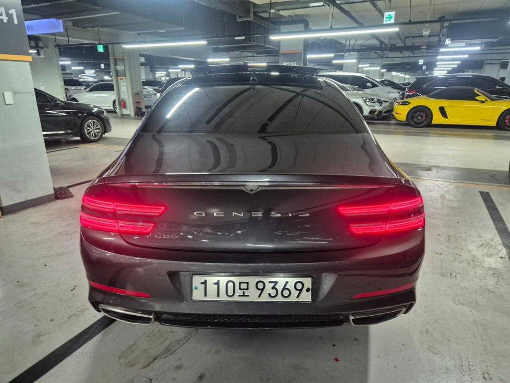 Genesis G80 - Vista 5