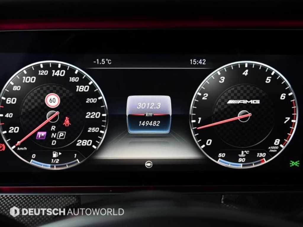 Mercedes Benz E class - Vista 8