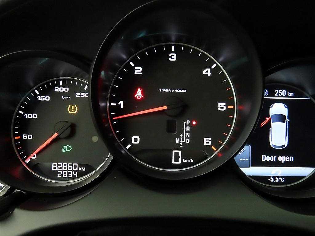 Porsche Cayenne - Vista 9