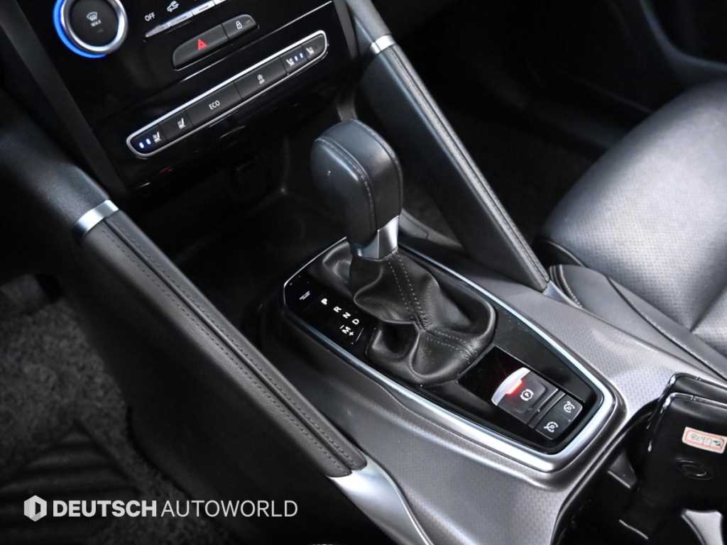 SAMSUNG QM6 - Vista 9