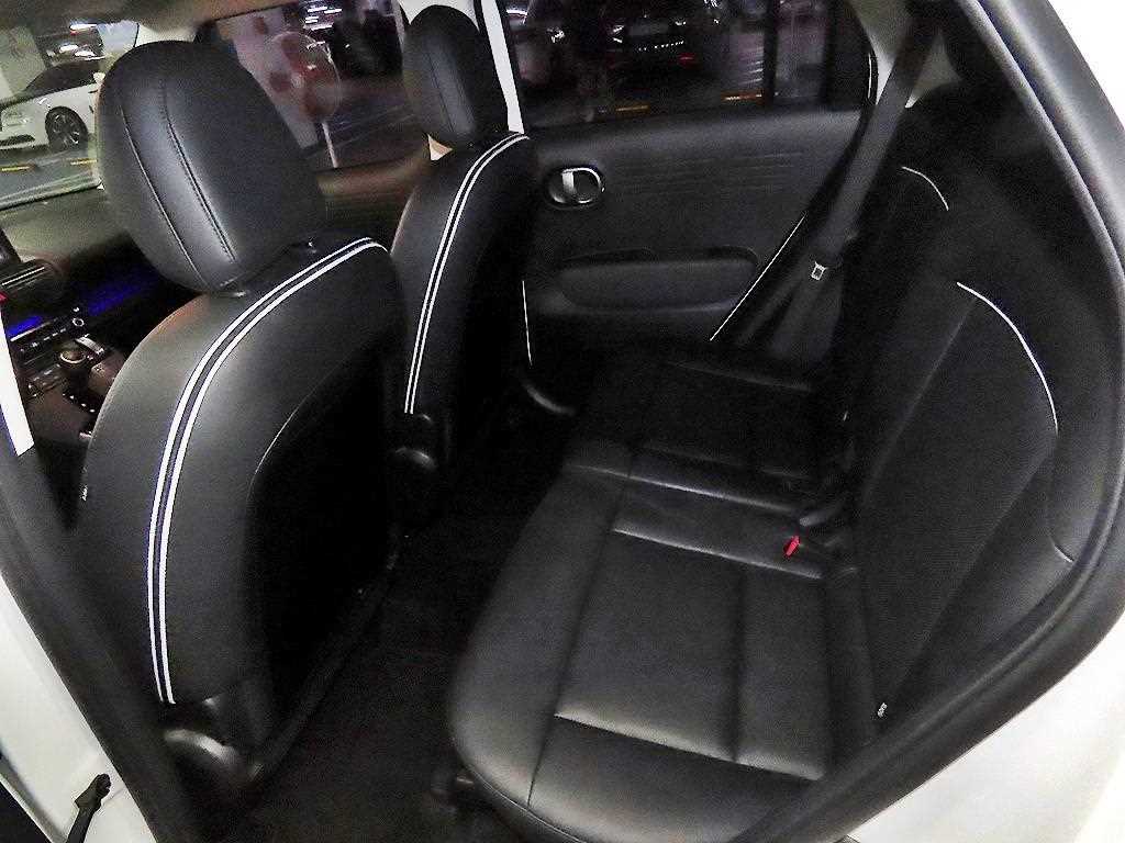 HYUNDAI Casper - Vista 7