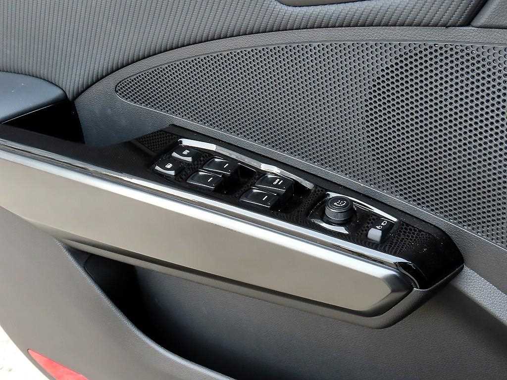 Ssangyong Tivoli - Vista 11