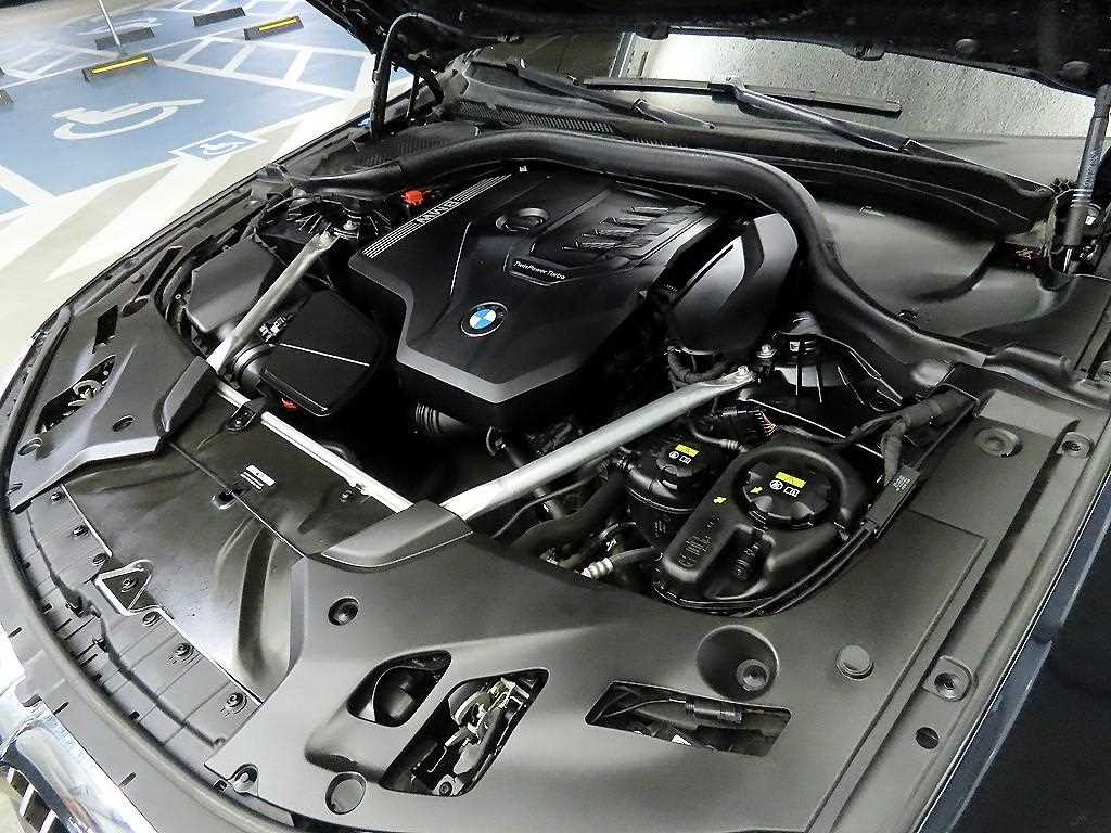 BMW 5 Series 2022 Negro - Importación desde Corea - HF Imports Iquique - Foto 19