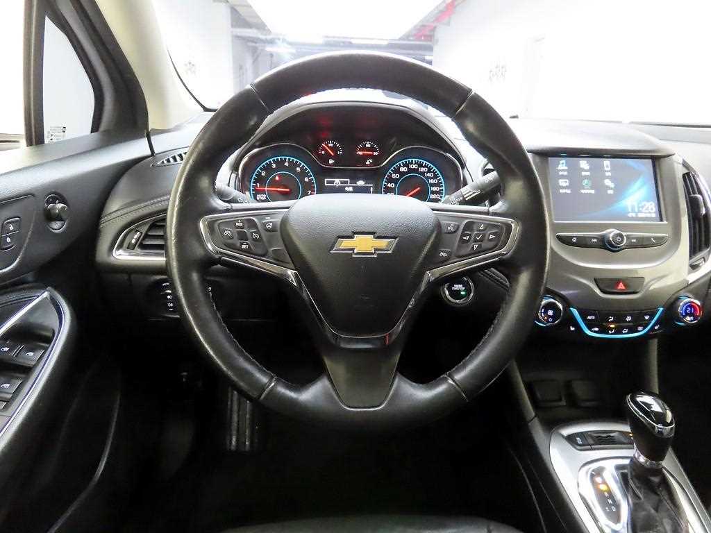 Chevrolet Cruise - Vista 8