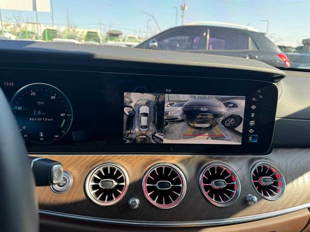 Mercedes Benz E class - Vista 6