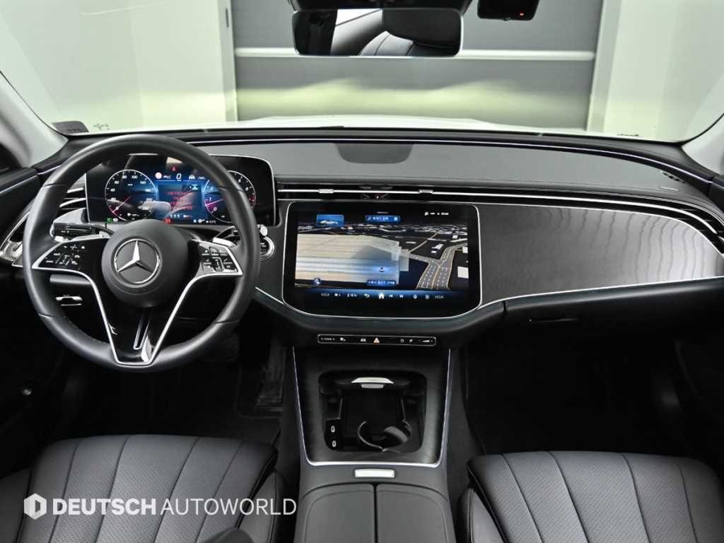 Mercedes Benz E class - Vista 7