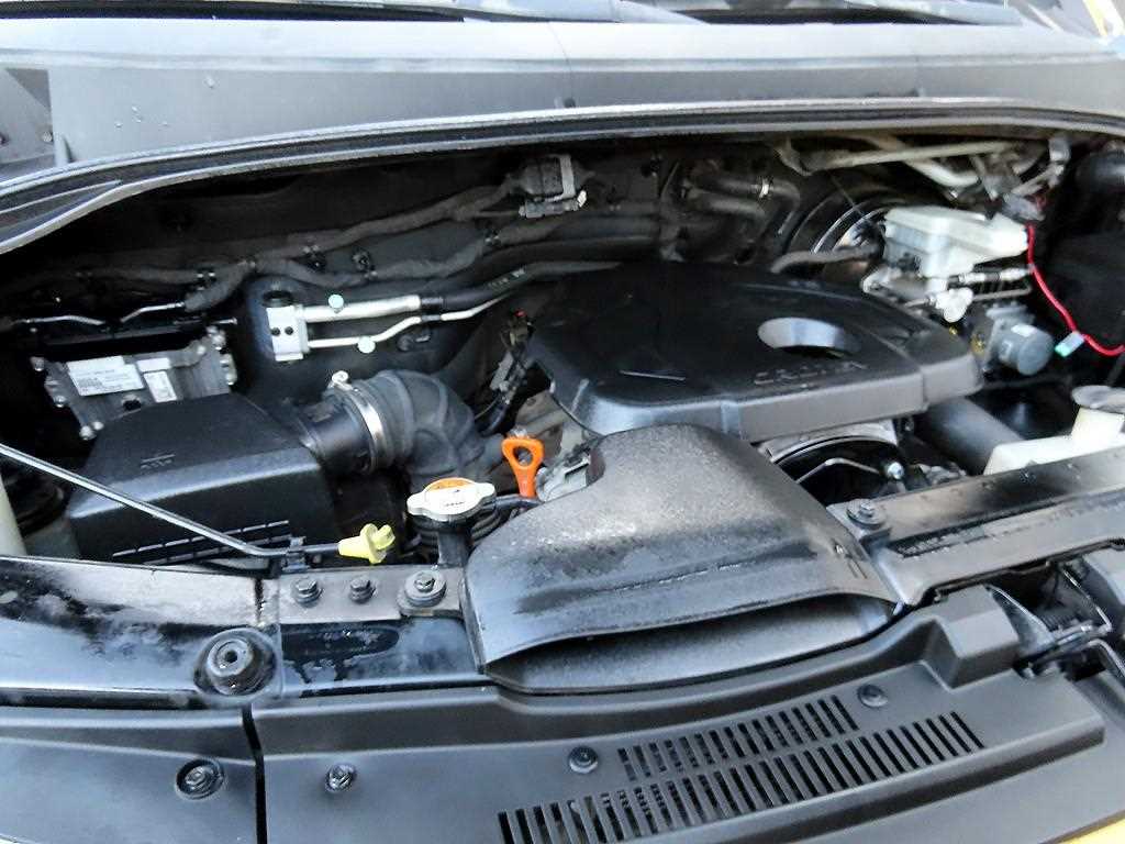 HYUNDAI Solati 2015 Amarillo - Importación desde Corea - HF Imports Iquique - Foto 19