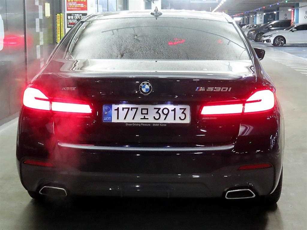 BMW 5 Series - Vista 5