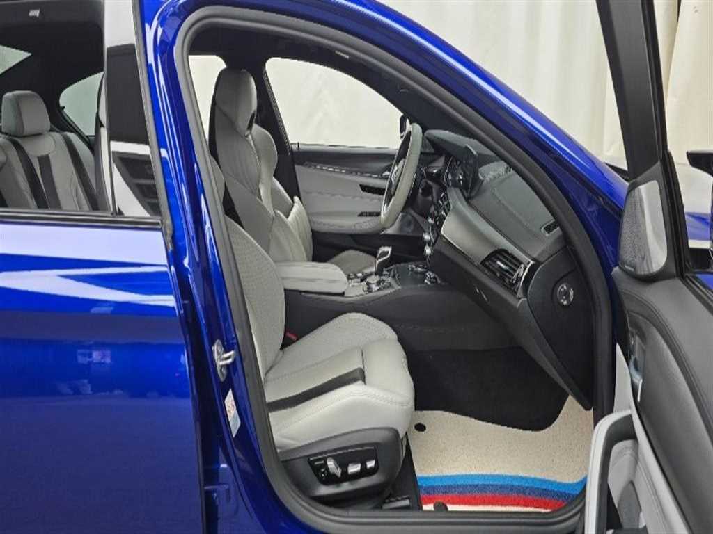 BMW 5 Series - Vista 11