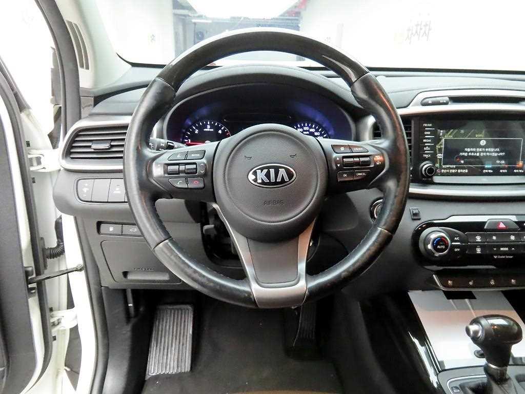 KIA Sorento - Vista 7