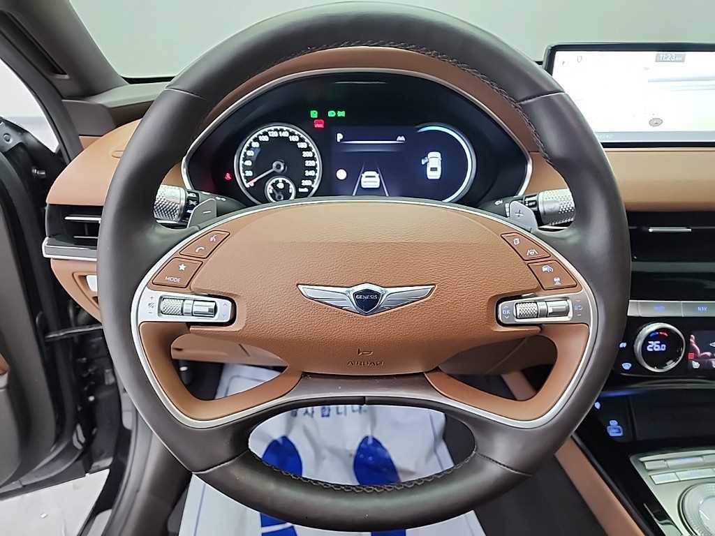 Genesis G80 - Vista 9