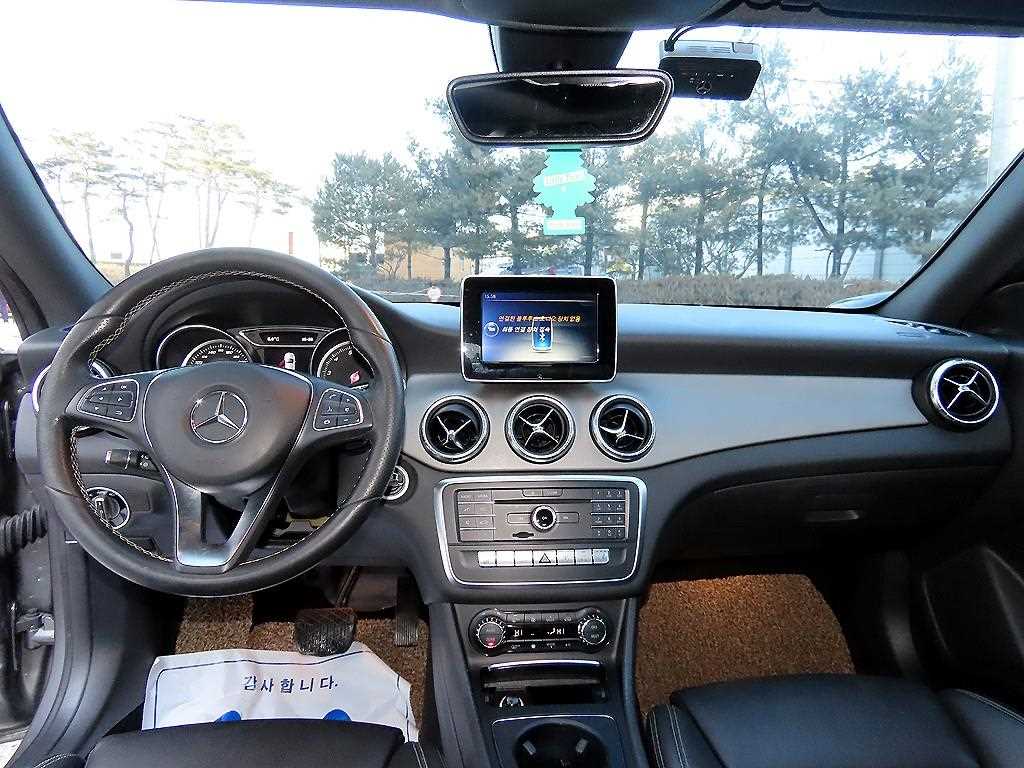 Mercedes Benz CLA Class - Vista 7