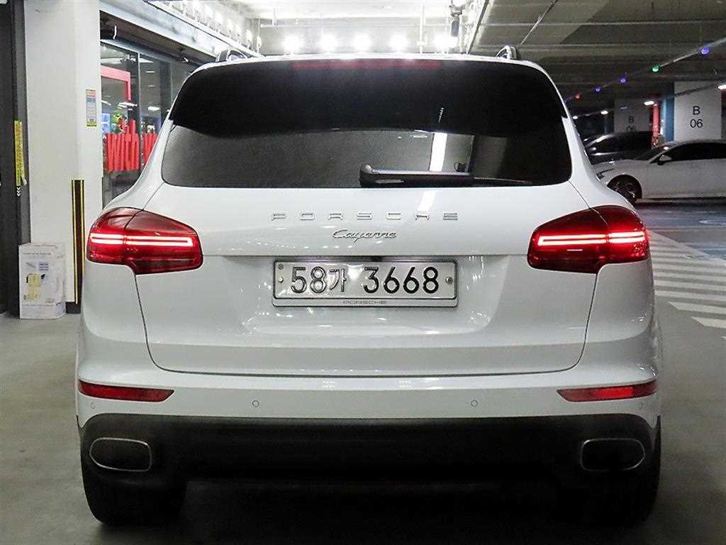 Porsche Cayenne - Vista 5
