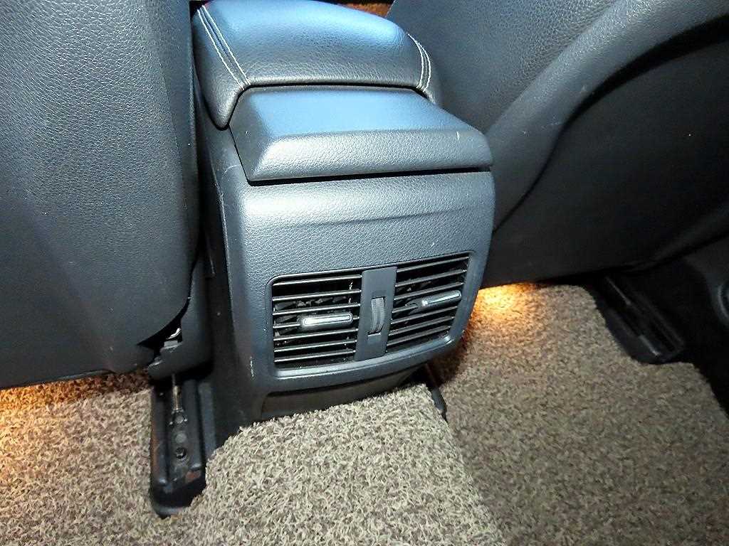 Mercedes Benz CLA Class 2017 Gris - Importación desde Corea - HF Imports Iquique - Foto 17