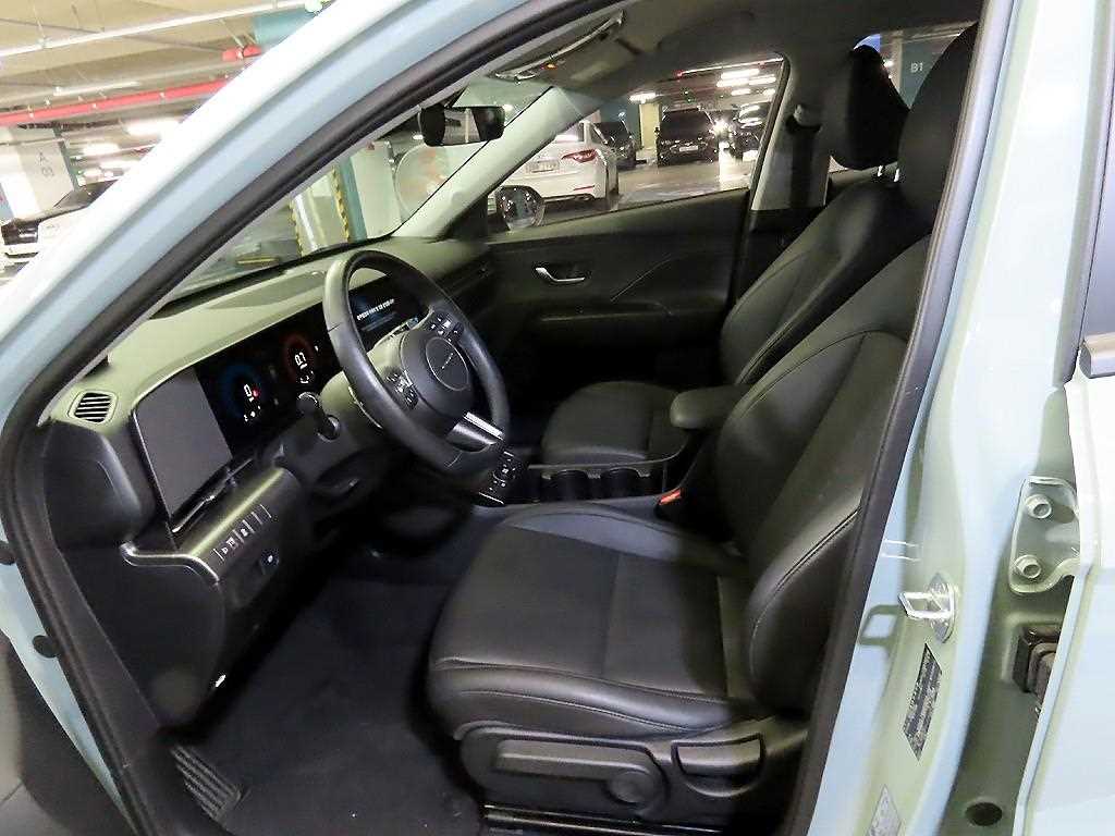 HYUNDAI Kona - Vista 6