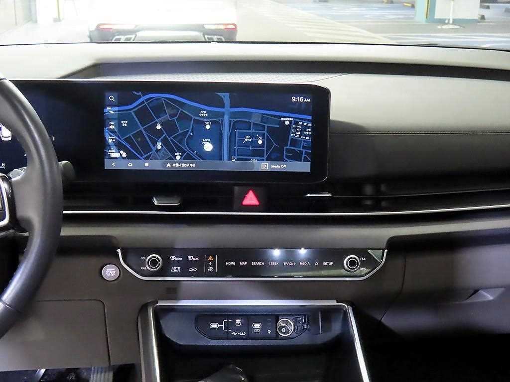 KIA Carnival - Vista 11