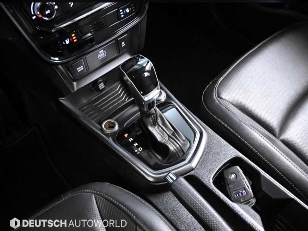 Ssangyong Tivoli - Vista 9