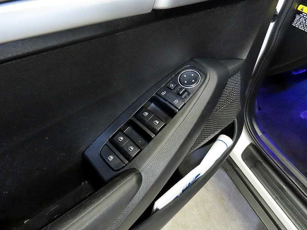 KIA Seltos 2020 Blanco - Importación desde Corea - HF Imports Iquique - Foto 13