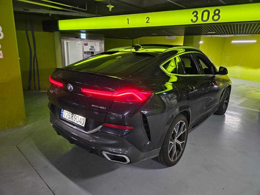 BMW X6 - Vista 6