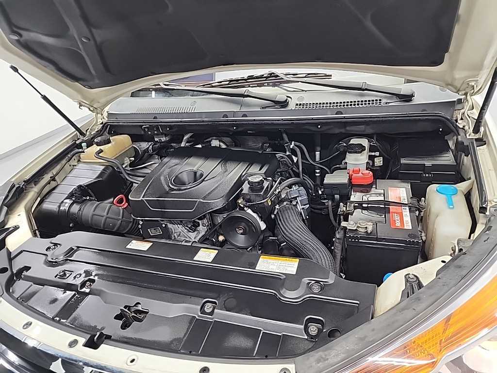 Ssangyong Korando - Vista 5