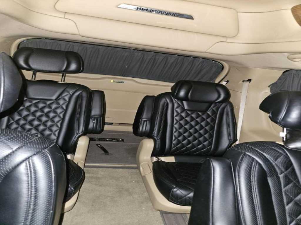 KIA Carnival - Vista 5