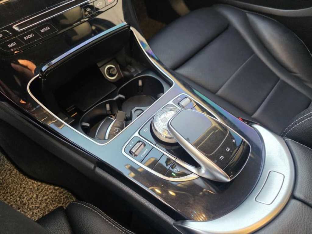 Mercedes Benz C Class 2016 Blanco - Importación desde Corea - HF Imports Iquique - Foto 13