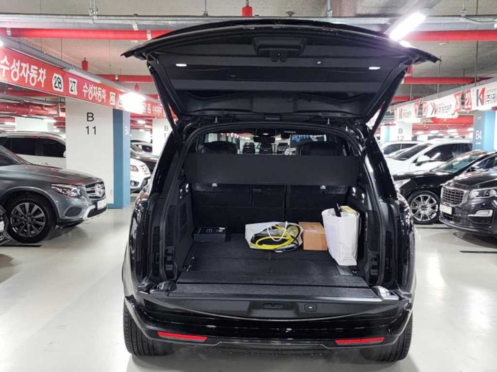 Land Rover Range Rover 2025 Negro - Importación desde Corea - HF Imports Iquique - Foto 18