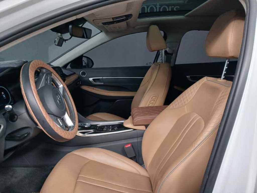 HYUNDAI Sonata - Vista 7