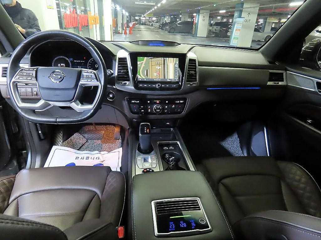 Ssangyong Rexton - Vista 10