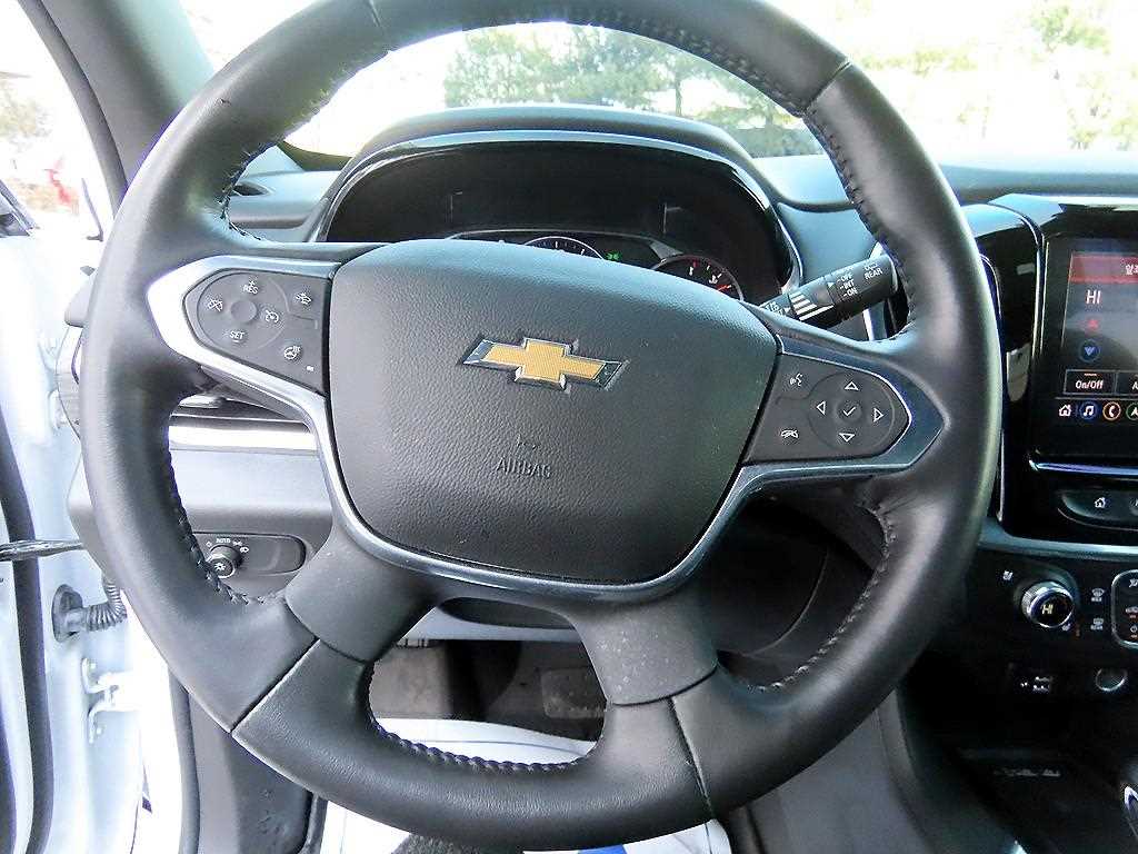 Chevrolet Travers - Vista 9