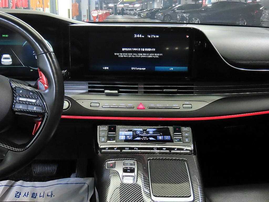 HYUNDAI Grandeur - Vista 11