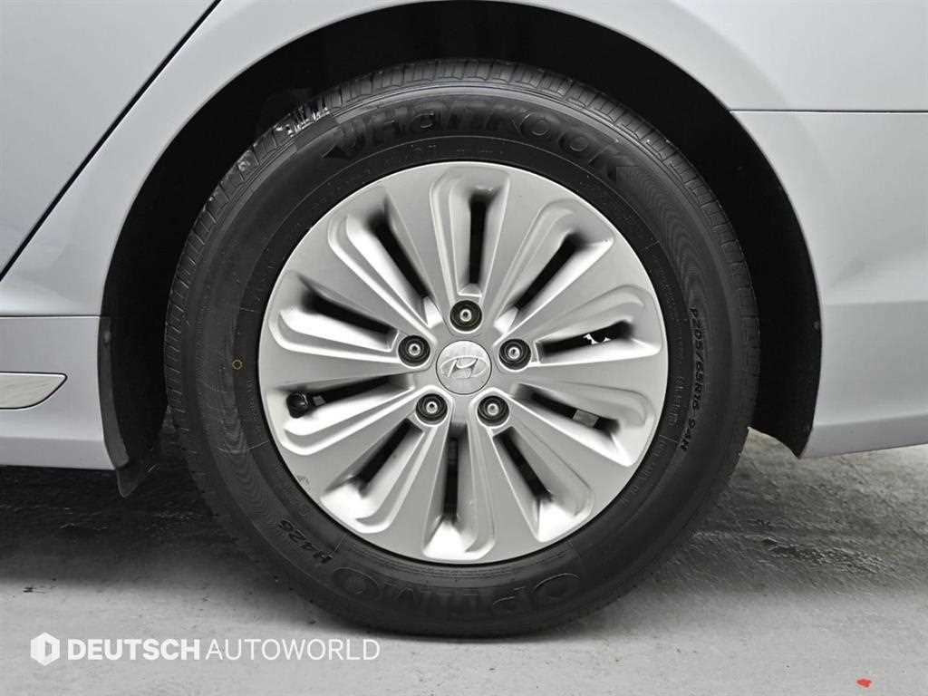 HYUNDAI Sonata - Vista 5